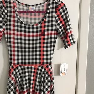 LuLaRoe Nicole with pockets